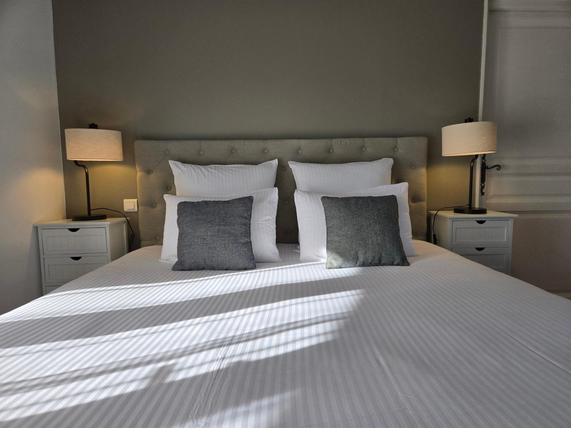 Hotel Le Saint-Genies Uzès Εξωτερικό φωτογραφία