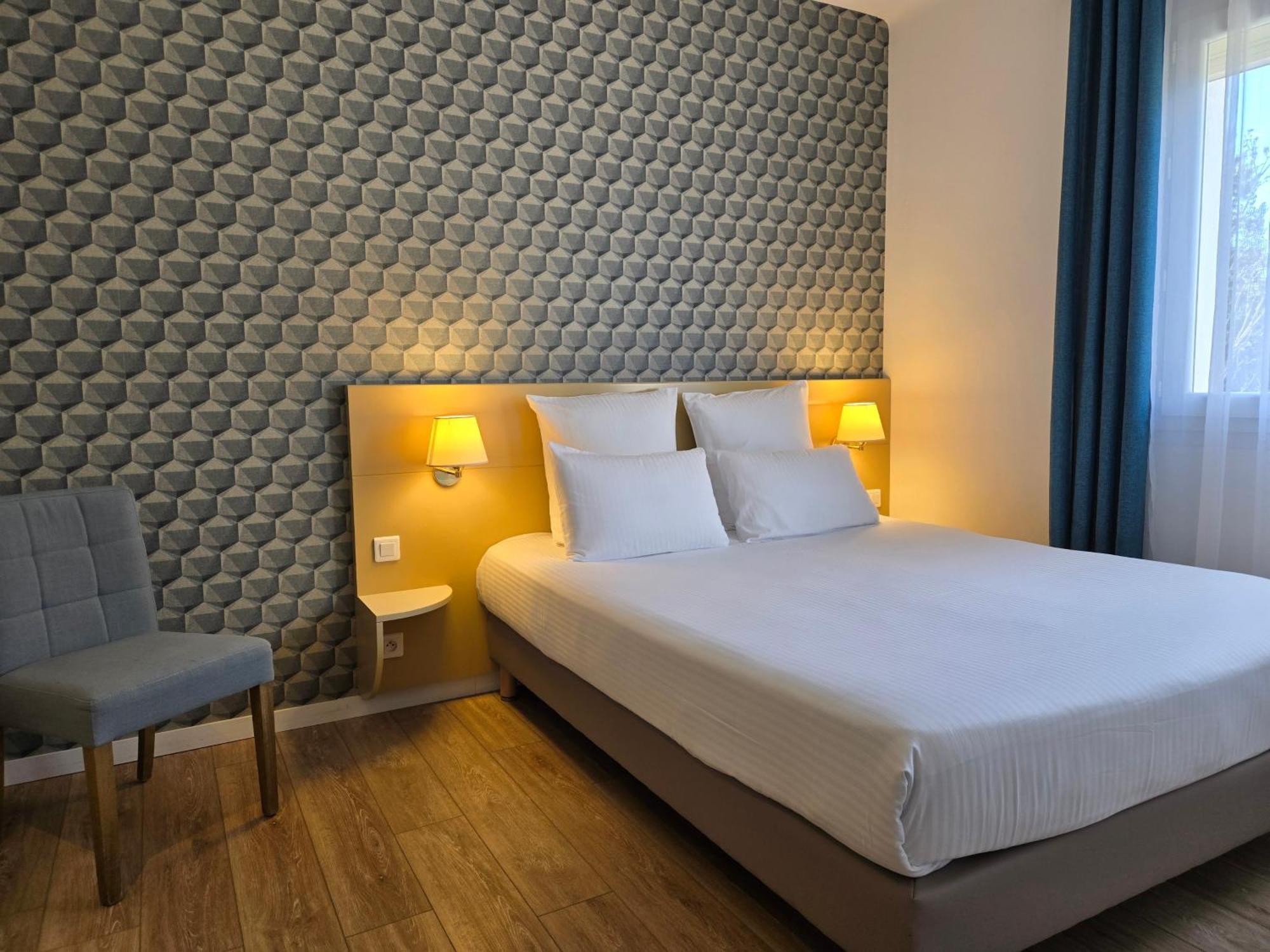 Hotel Le Saint-Genies Uzès Εξωτερικό φωτογραφία