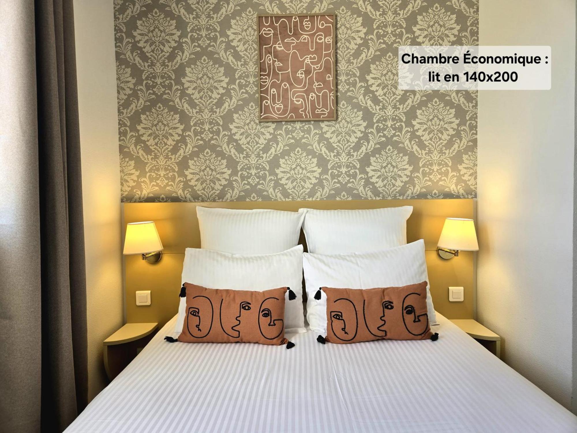Hotel Le Saint-Genies Uzès Εξωτερικό φωτογραφία