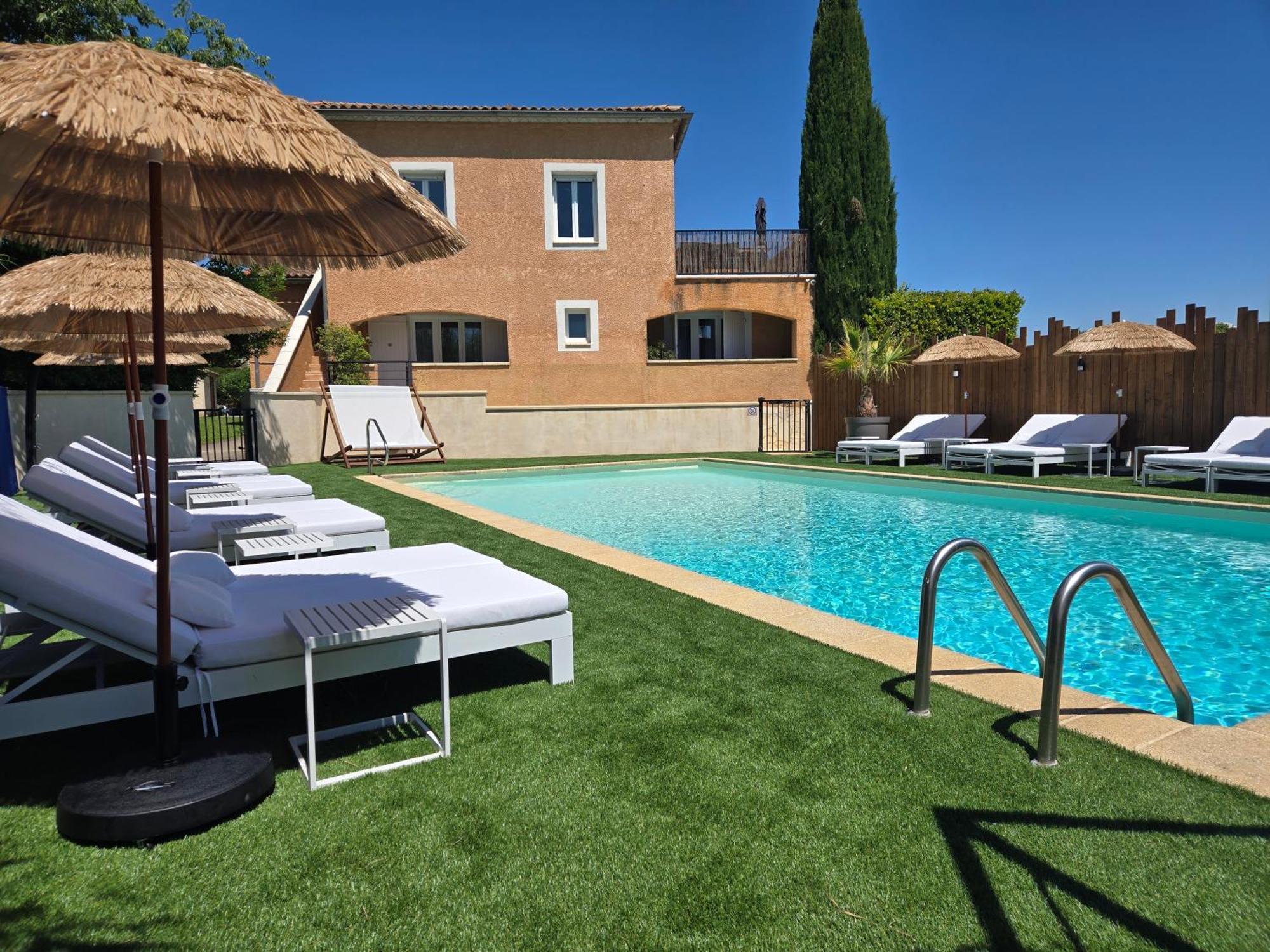 Hotel Le Saint-Genies Uzès Εξωτερικό φωτογραφία